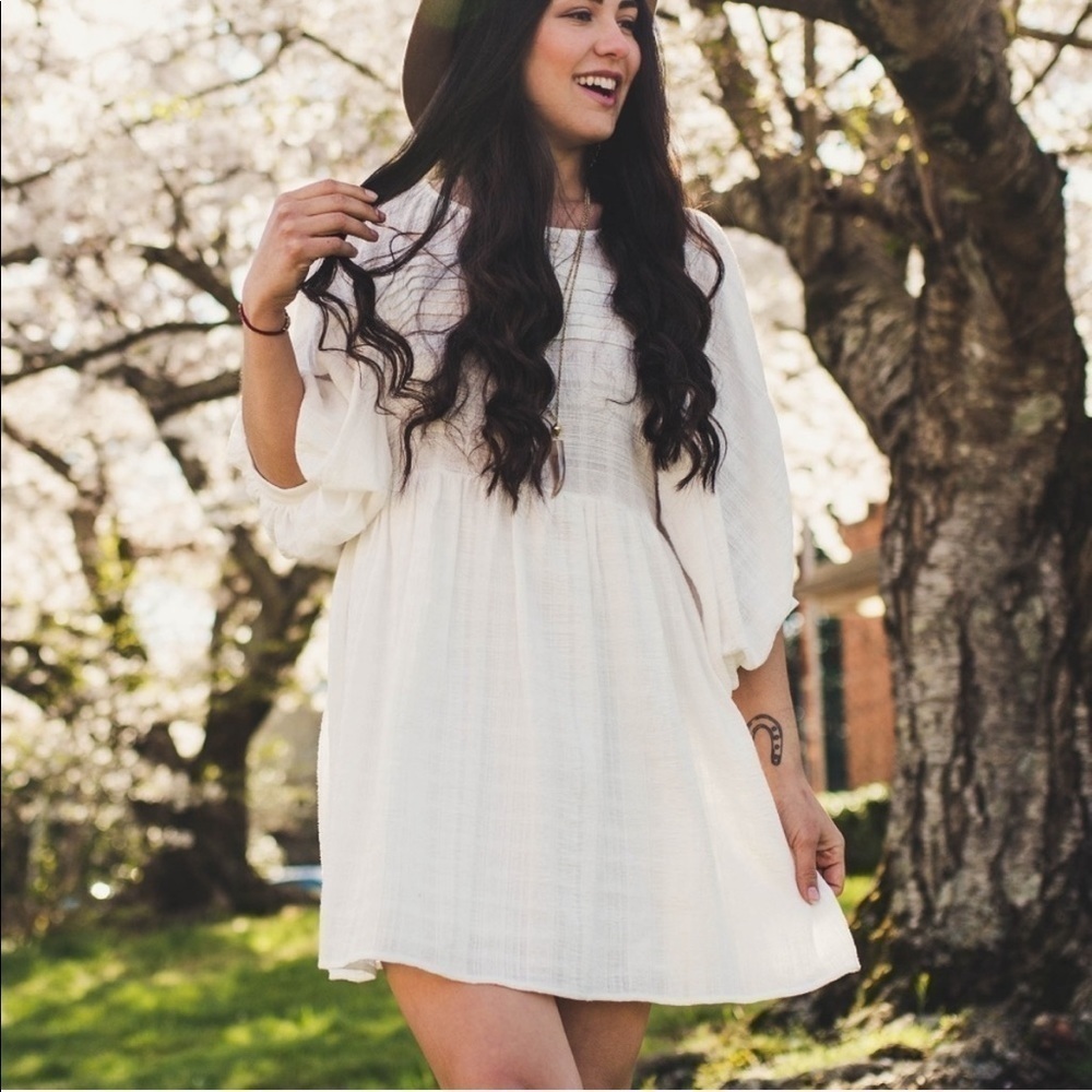 Free the Roses batwing white boho dress - Picture 2 of 6